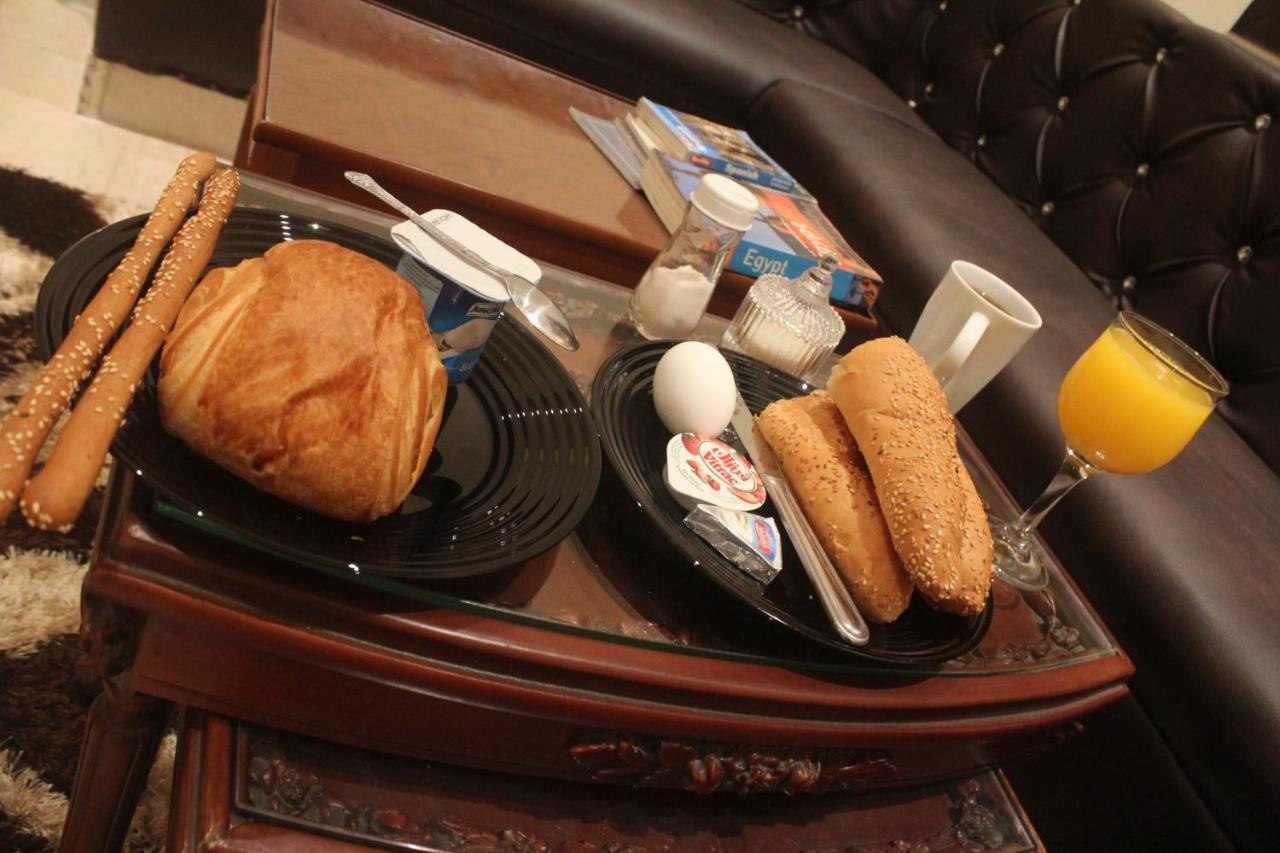 Tahrir Square Hostel Каир Экстерьер фото